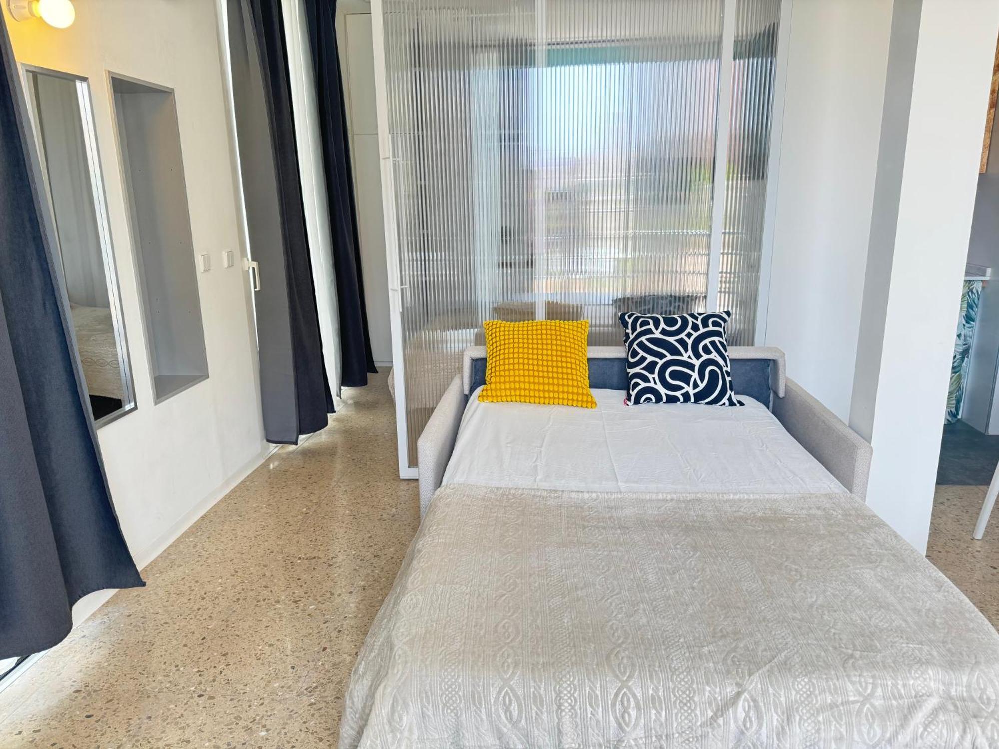 Estudio Con Piscina Alicante Luaran gambar
